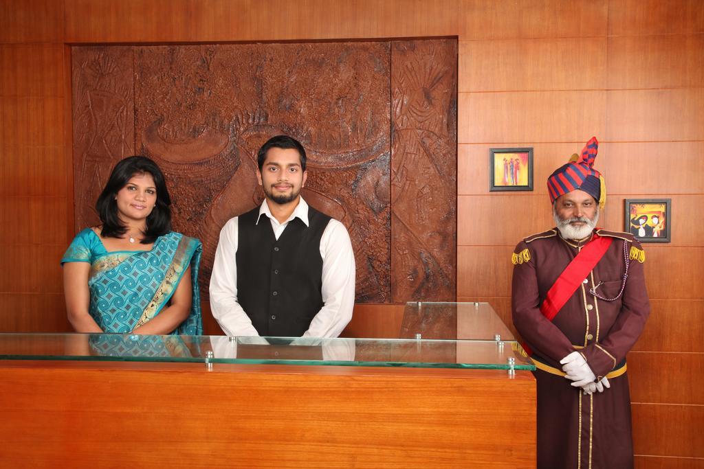 Century Grand Hotel Mananthavady Luaran gambar