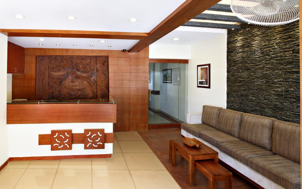 Century Grand Hotel Mananthavady Luaran gambar
